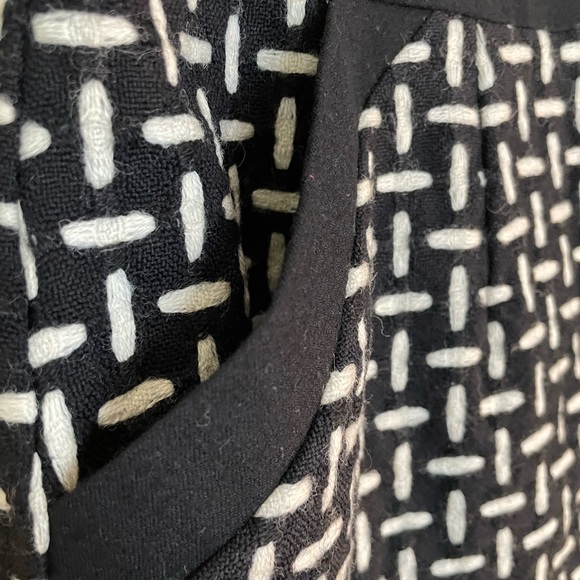 Talbot's 100% Italian Wool Black White Hatch Pattern Pencil Skirt Women's 10 - Picture 2 of 5